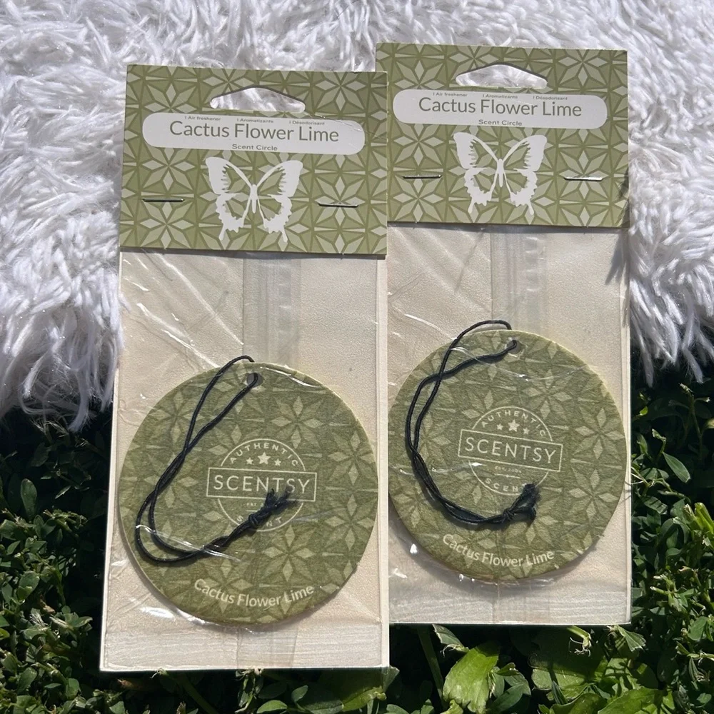 Scentsy Set of 2 Cactus Flower Lime Scent Circles for Car, Closets, Small Spaces